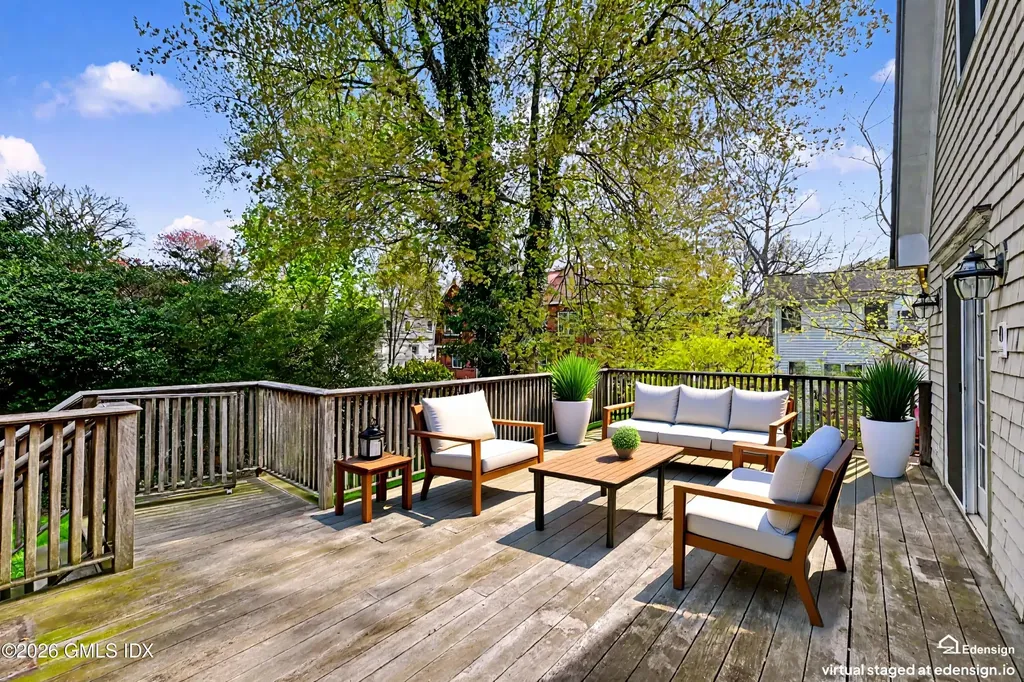 34 Macarthur Drive Old Greenwich CT 06870