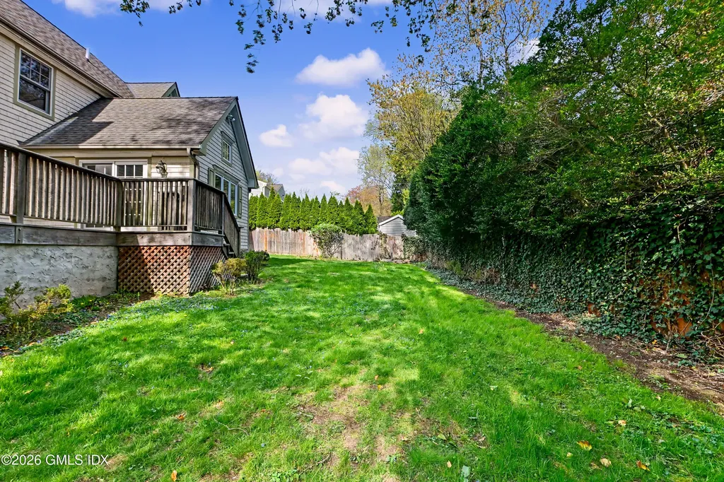 34 Macarthur Drive Old Greenwich CT 06870