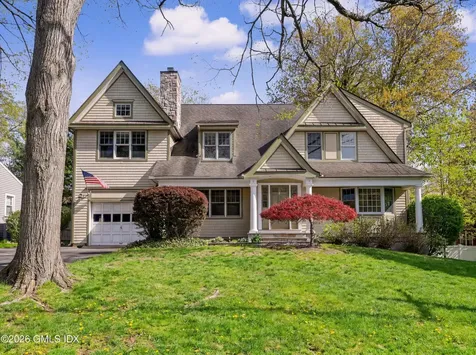 34 Macarthur Drive Old Greenwich CT 06870