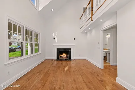 34 Macarthur Drive Old Greenwich CT 06870