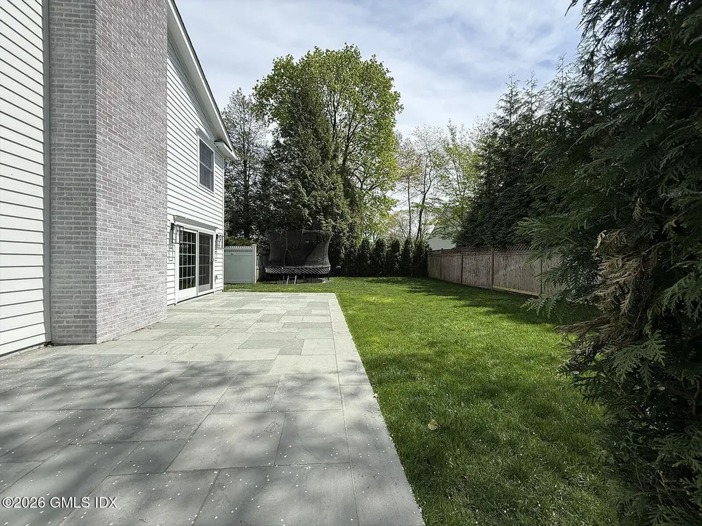 18 Tomney Road Greenwich CT 06830