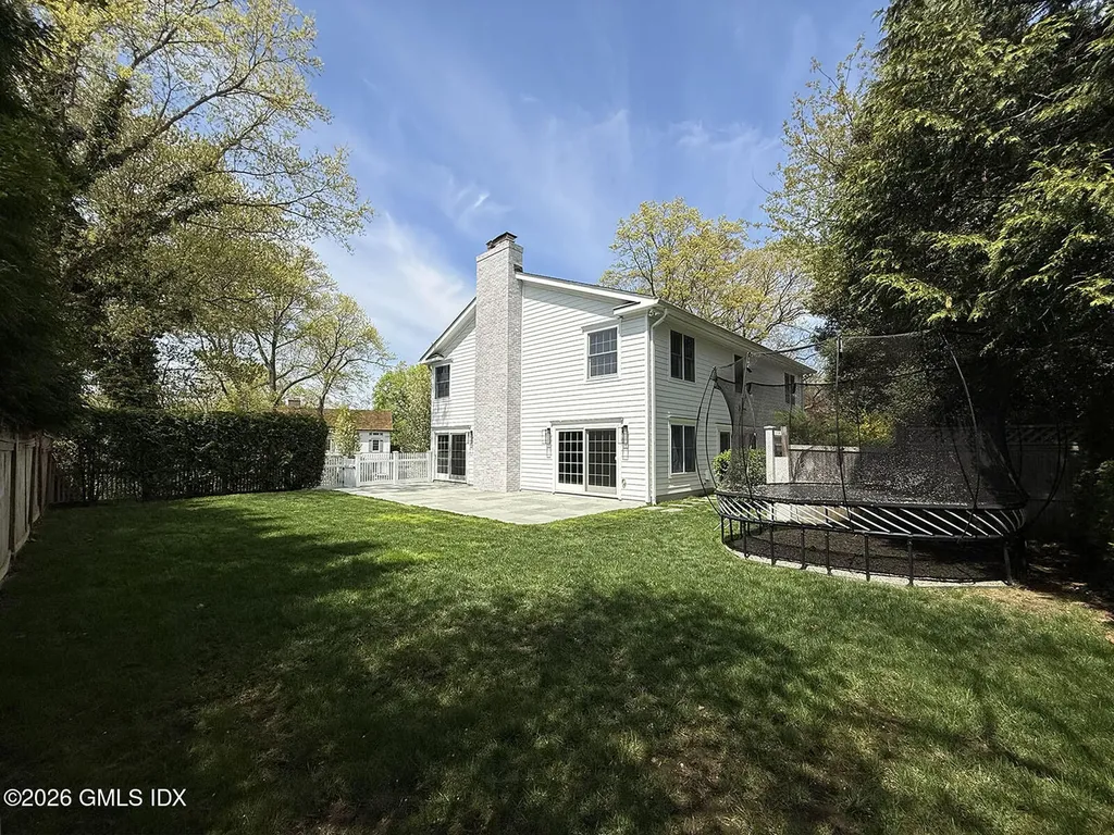 18 Tomney Road Greenwich CT 06830