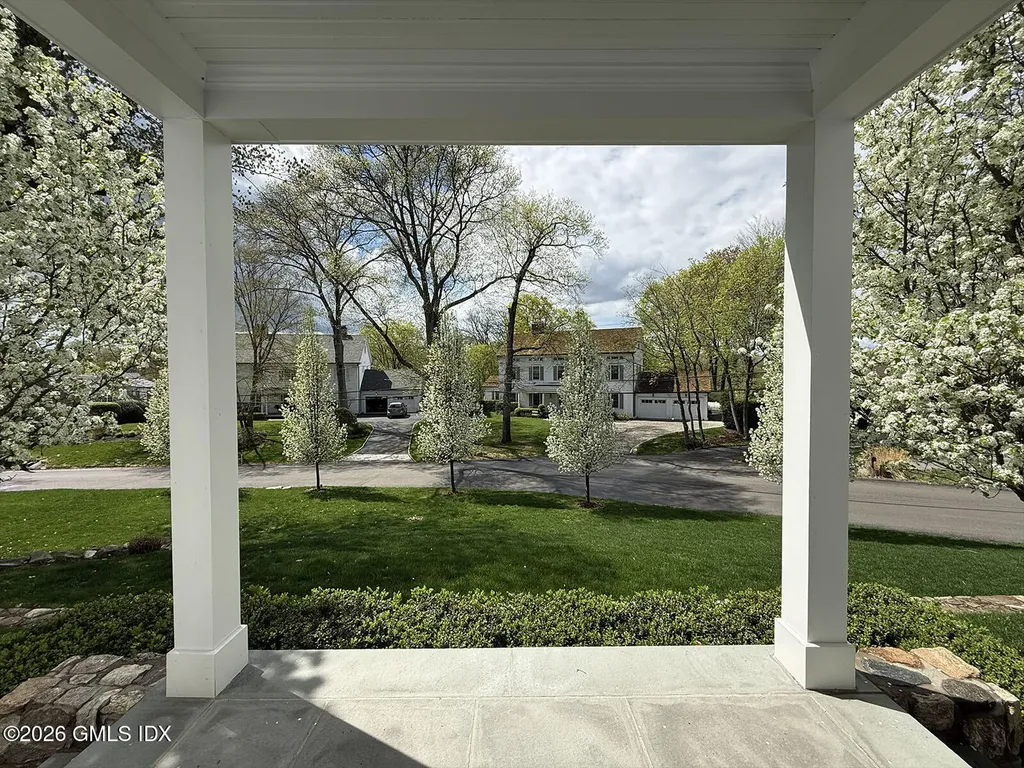 18 Tomney Road Greenwich CT 06830