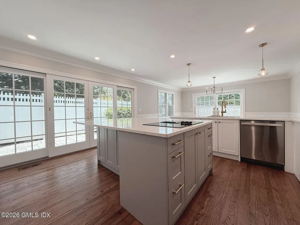 18 Tomney Road Greenwich CT 06830