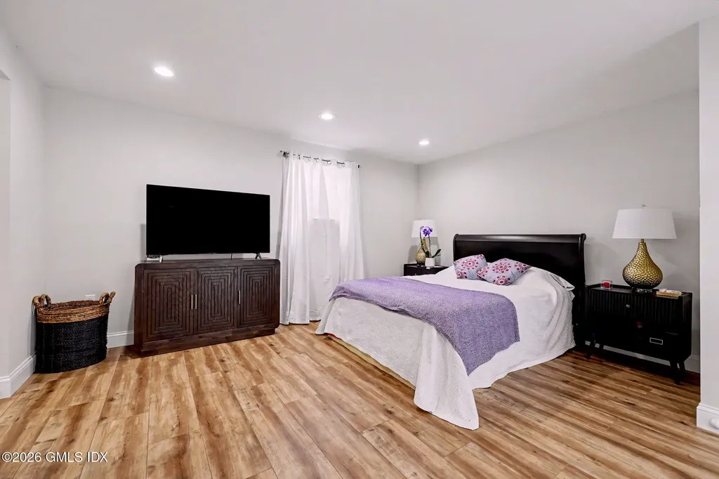 46 Stag Lane Greenwich CT 06831