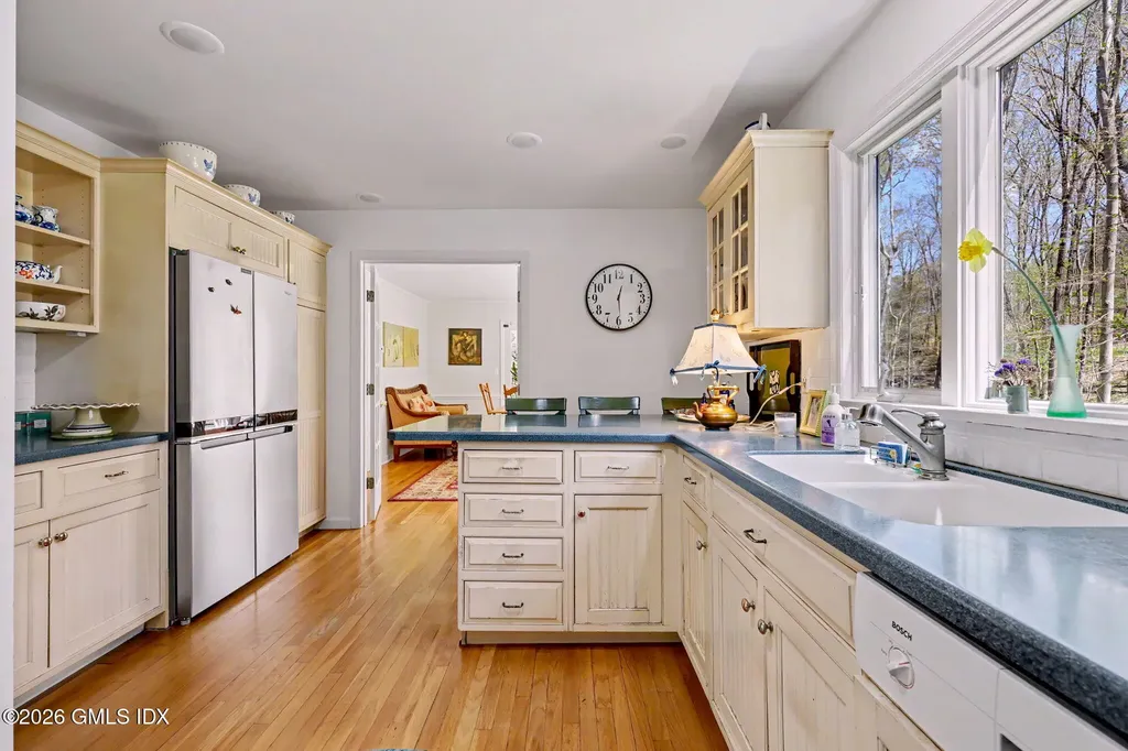 46 Stag Lane Greenwich CT 06831