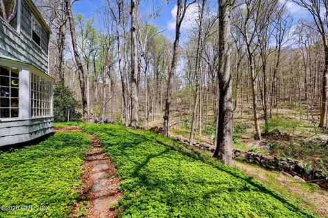 46 Stag Lane Greenwich CT 06831