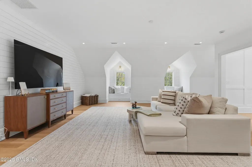 17 Vineyard Lane Westport CT 06880