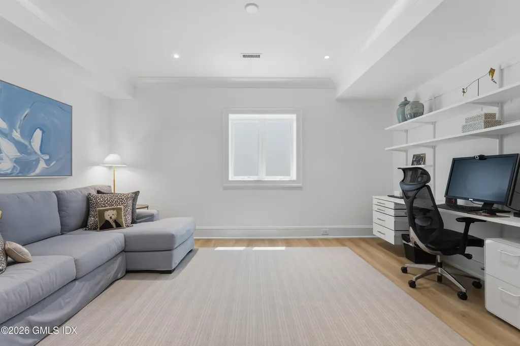 17 Vineyard Lane Westport CT 06880