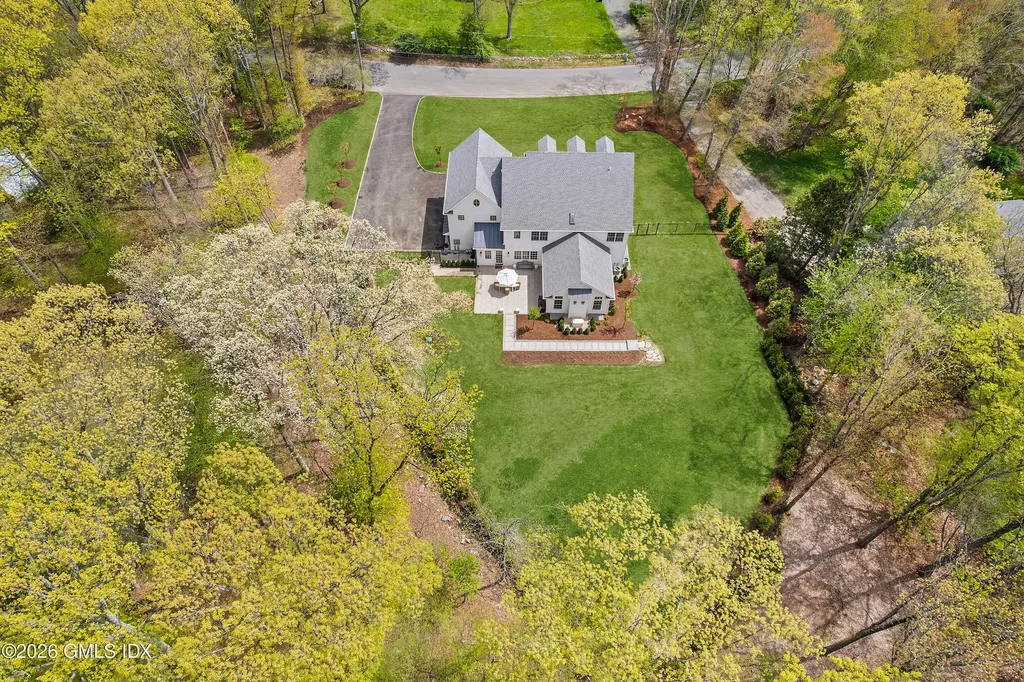 17 Vineyard Lane Westport CT 06880