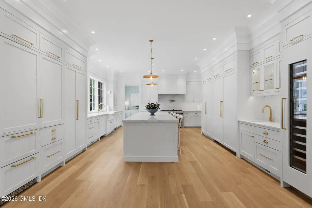 17 Vineyard Lane Westport CT 06880