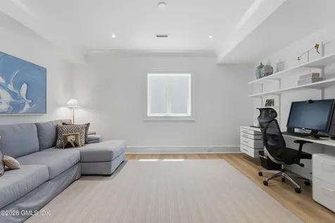 17 Vineyard Lane Westport CT 06880