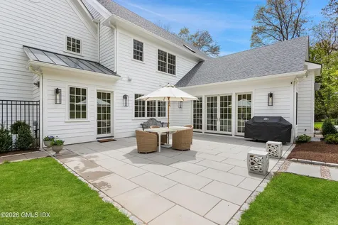 17 Vineyard Lane Westport CT 06880