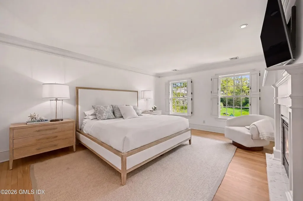 49 Willow Road Riverside CT 06878