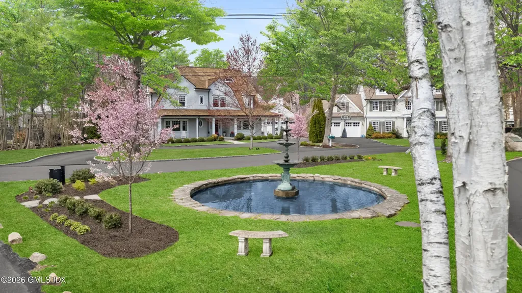 49 Willow Road Riverside CT 06878