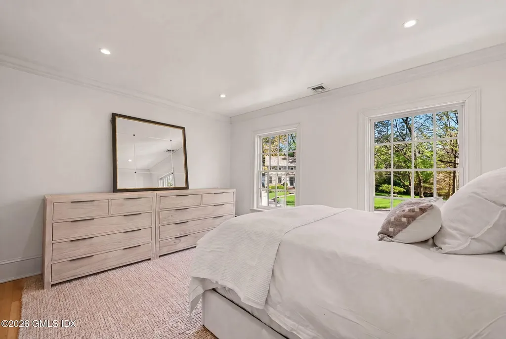 49 Willow Road Riverside CT 06878