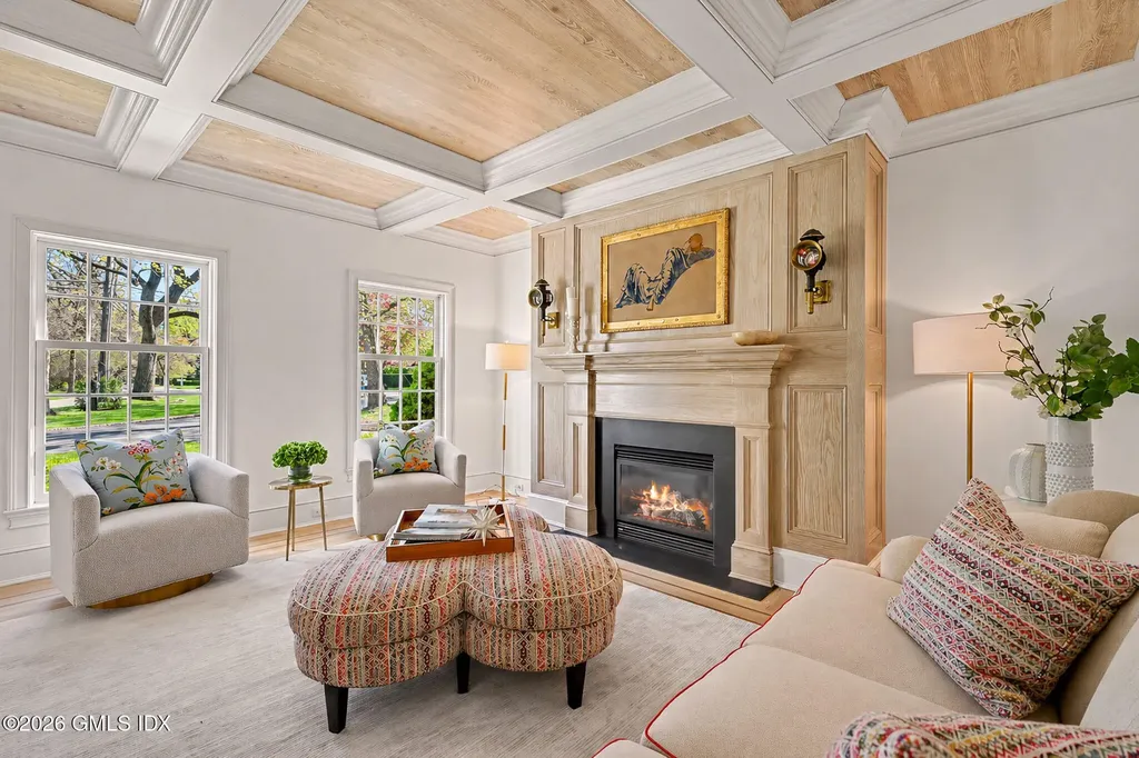 49 Willow Road Riverside CT 06878