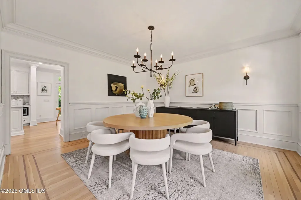 49 Willow Road Riverside CT 06878