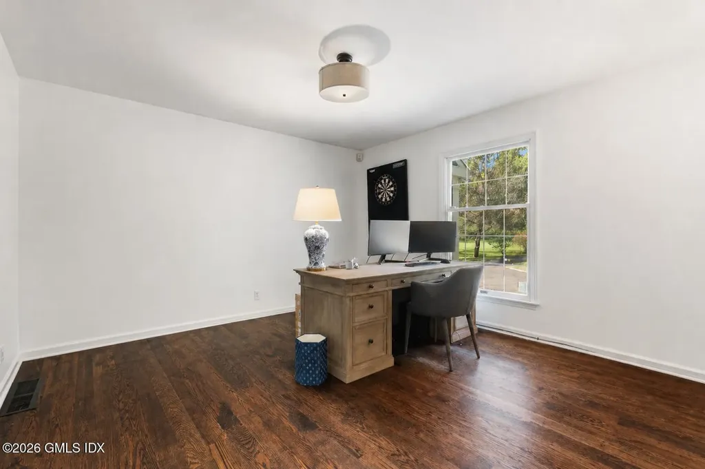 12 Ricki Beth Lane Old Greenwich CT 06870
