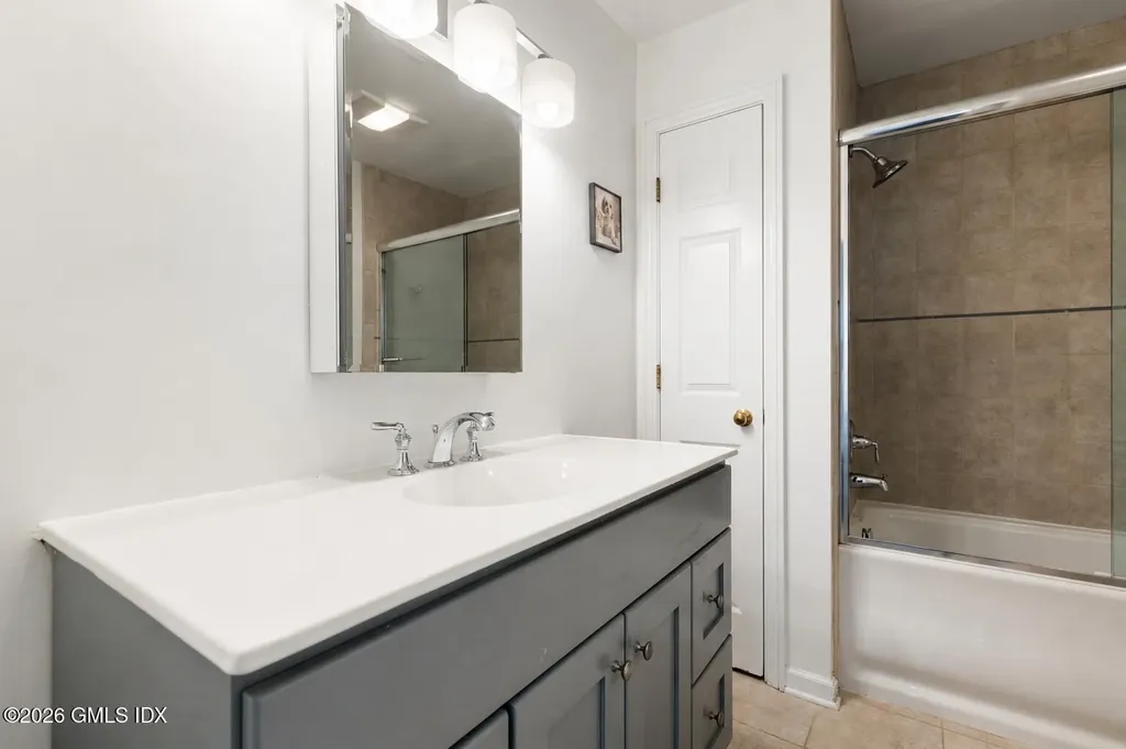 12 Ricki Beth Lane Old Greenwich CT 06870