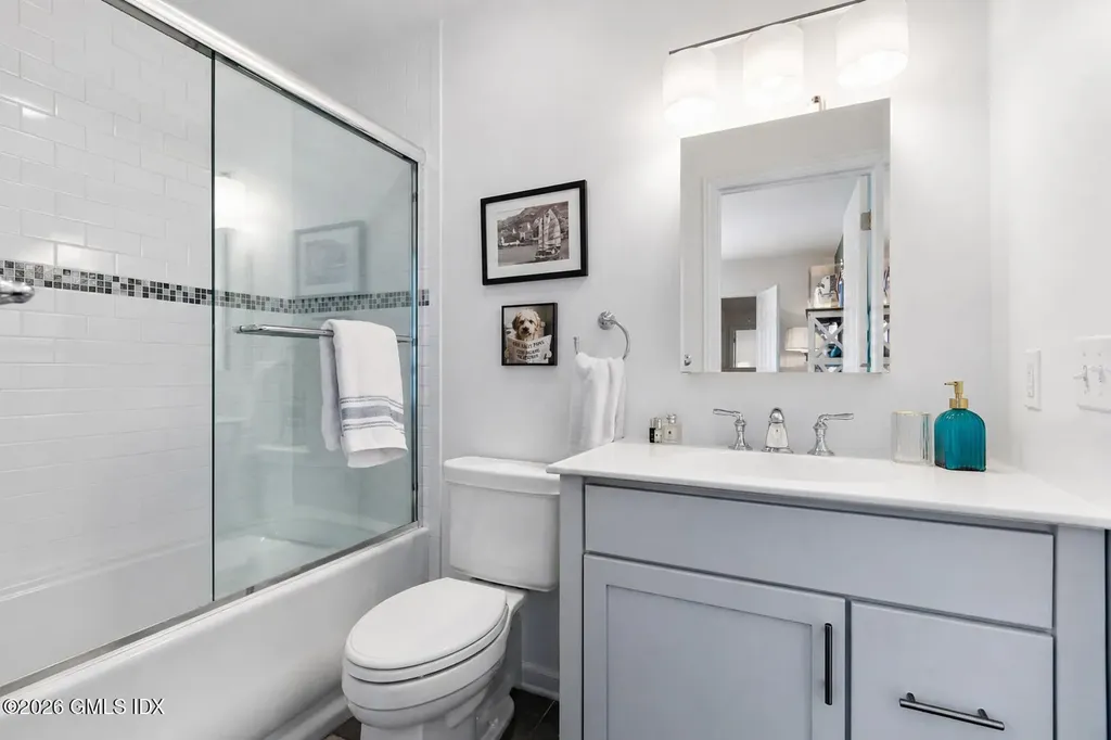 12 Ricki Beth Lane Old Greenwich CT 06870