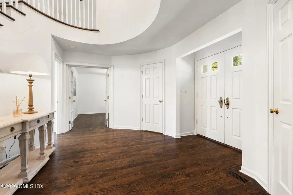 12 Ricki Beth Lane Old Greenwich CT 06870