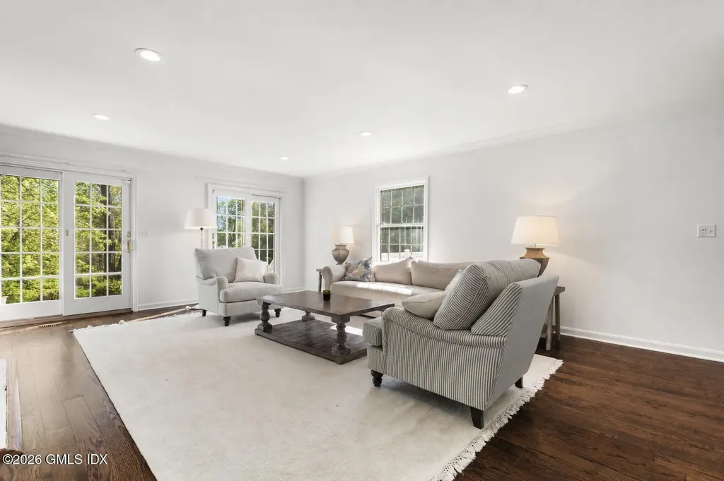 12 Ricki Beth Lane Old Greenwich CT 06870