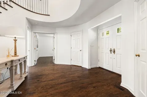 12 Ricki Beth Lane Old Greenwich CT 06870