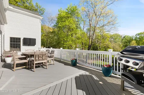 12 Ricki Beth Lane Old Greenwich CT 06870