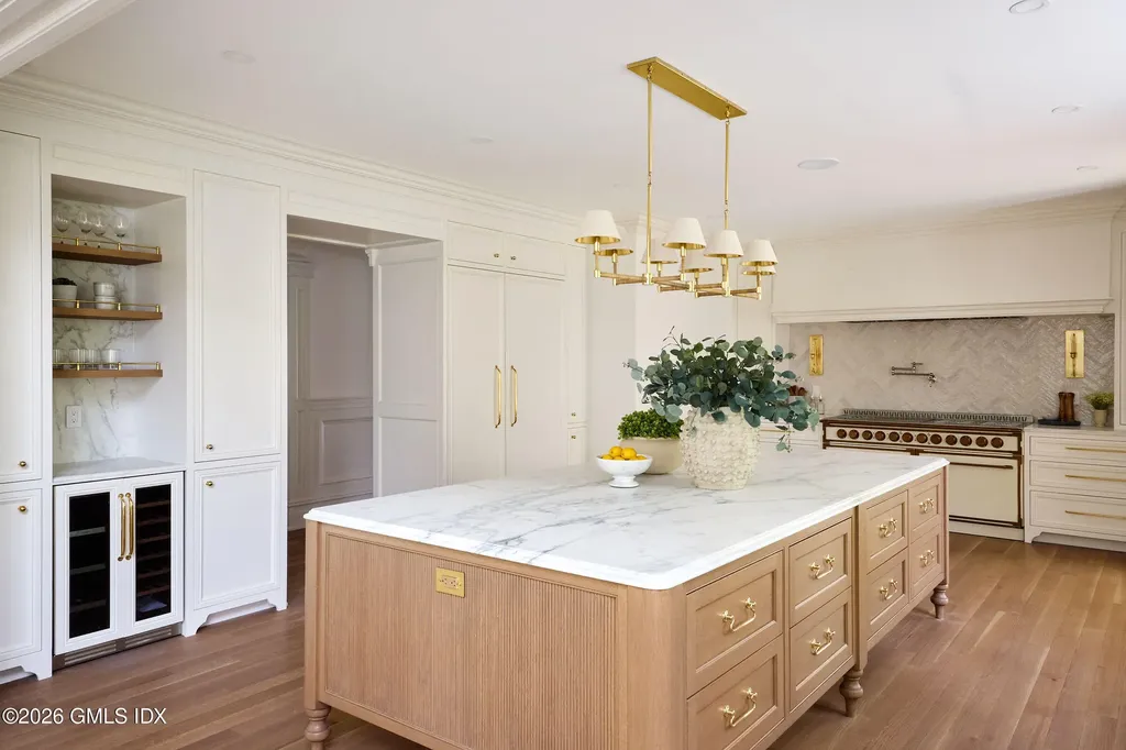 20 Sherwood Farm Lane Greenwich CT 06831