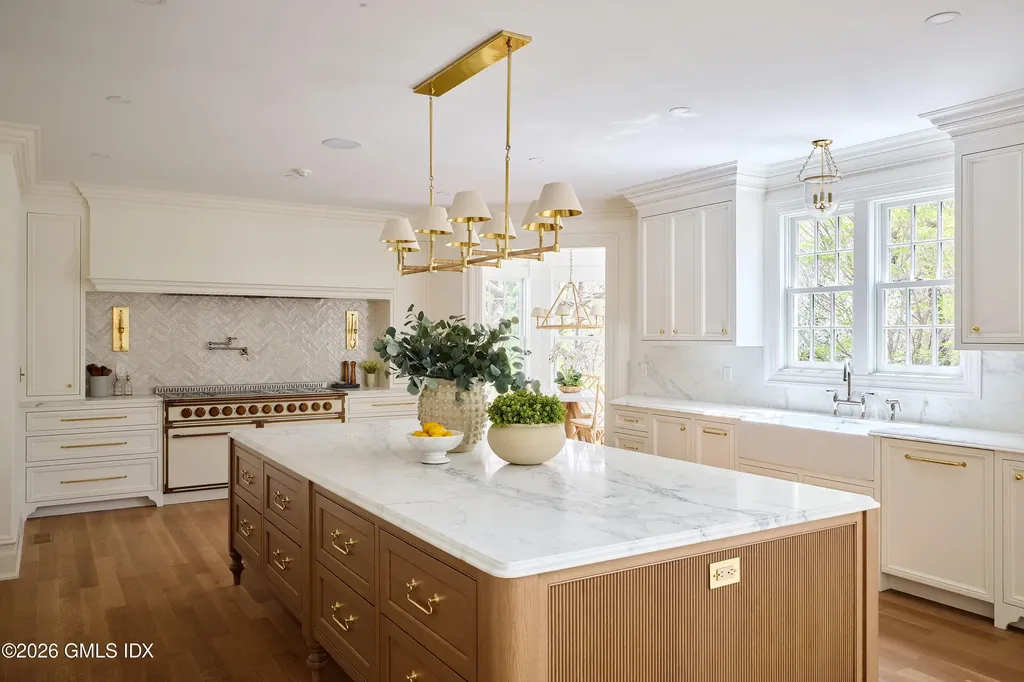 20 Sherwood Farm Lane Greenwich CT 06831