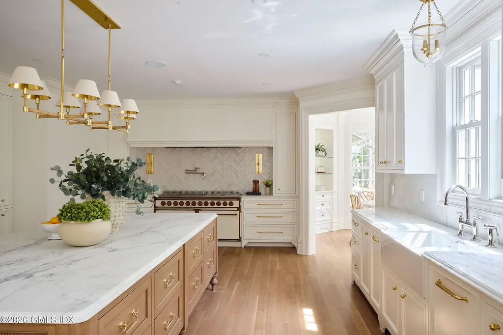 20 Sherwood Farm Lane Greenwich CT 06831