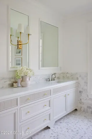 20 Sherwood Farm Lane Greenwich CT 06831