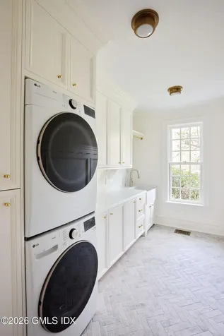 20 Sherwood Farm Lane Greenwich CT 06831