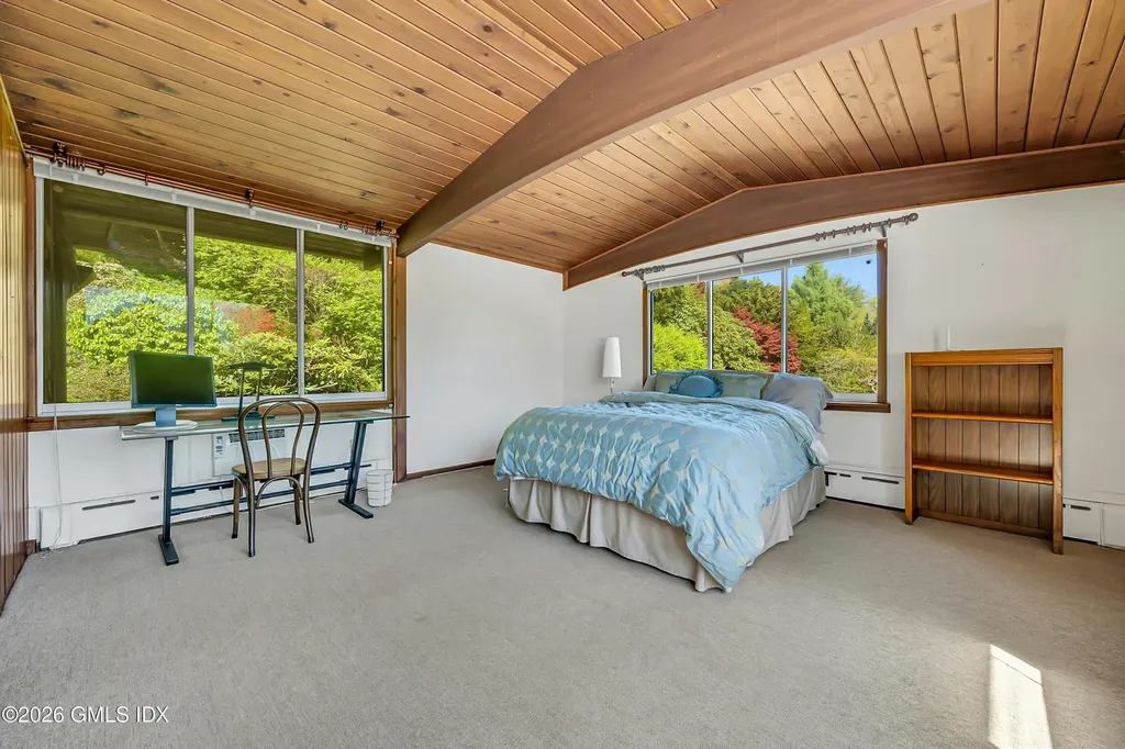 44 Willowmere Avenue Riverside CT 06878