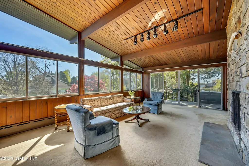 44 Willowmere Avenue Riverside CT 06878