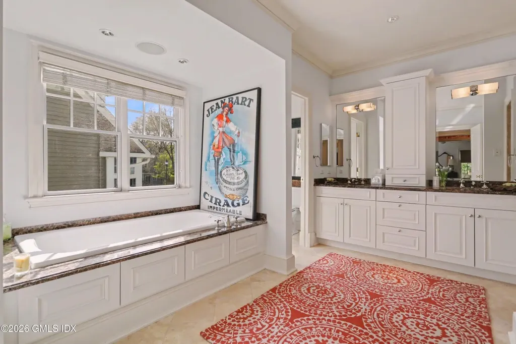 11 River Oaks Drive Stamford CT 06902