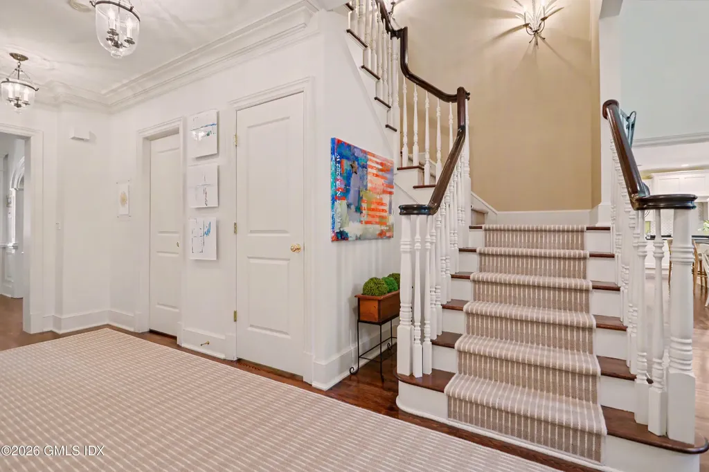 11 River Oaks Drive Stamford CT 06902