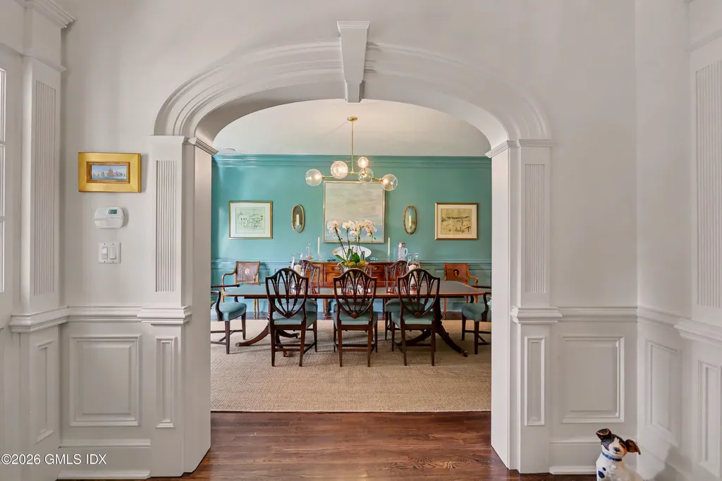 11 River Oaks Drive Stamford CT 06902