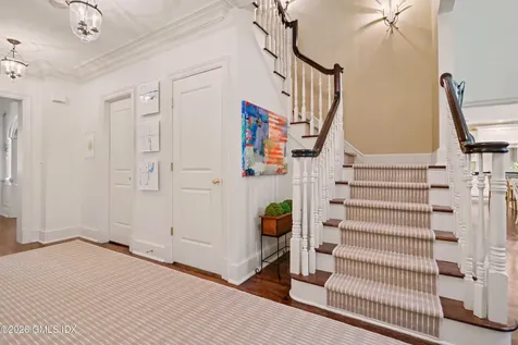 11 River Oaks Drive Stamford CT 06902