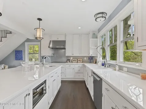 41 Grove Street Cos Cob CT 06807