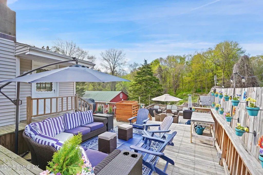 18 Moshier Street Greenwich CT 06831
