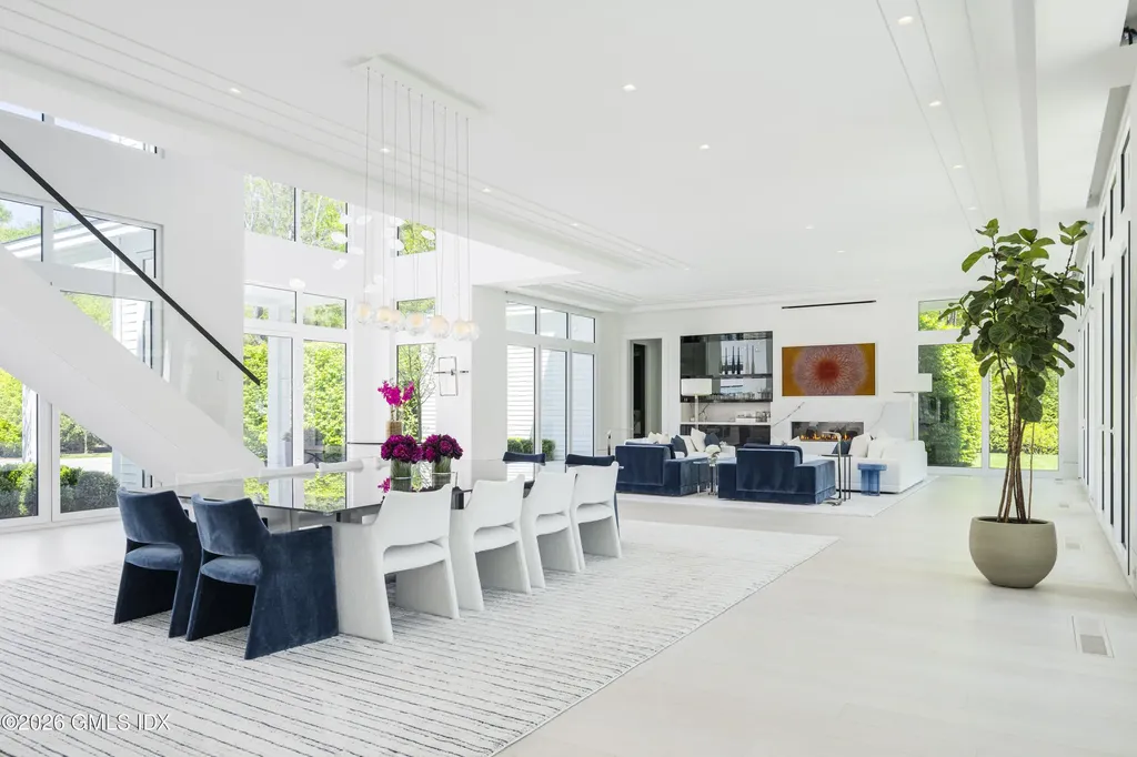 8 Fox Run Lane Greenwich CT 06831