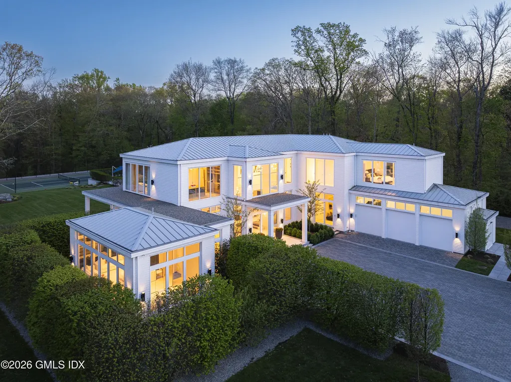 8 Fox Run Lane Greenwich CT 06831