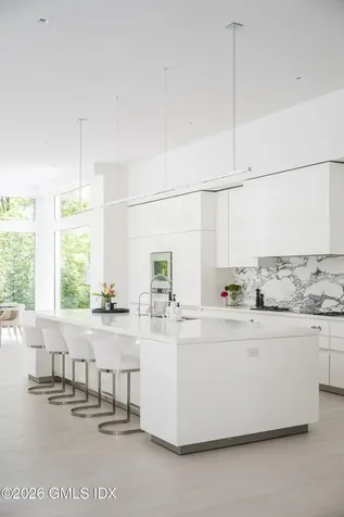 8 Fox Run Lane Greenwich CT 06831