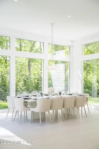 8 Fox Run Lane Greenwich CT 06831