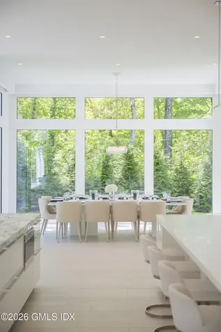 8 Fox Run Lane Greenwich CT 06831