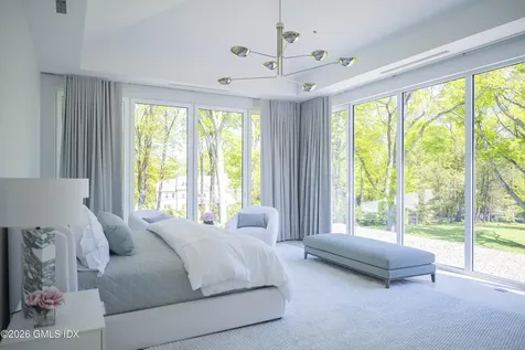 8 Fox Run Lane Greenwich CT 06831