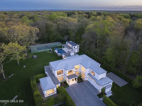 8 Fox Run Lane Greenwich CT 06831