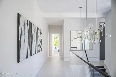 8 Fox Run Lane Greenwich CT 06831